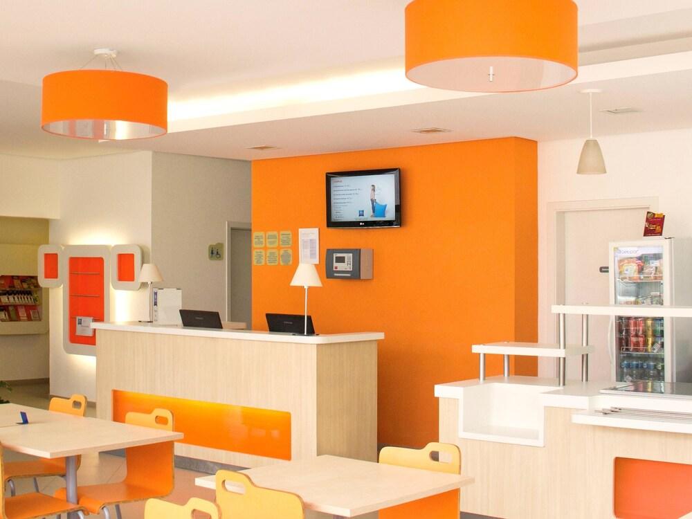 Ibis Budget Piracicaba Εξωτερικό φωτογραφία